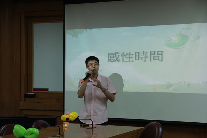 102學年度甜諮資送舊大會圖片