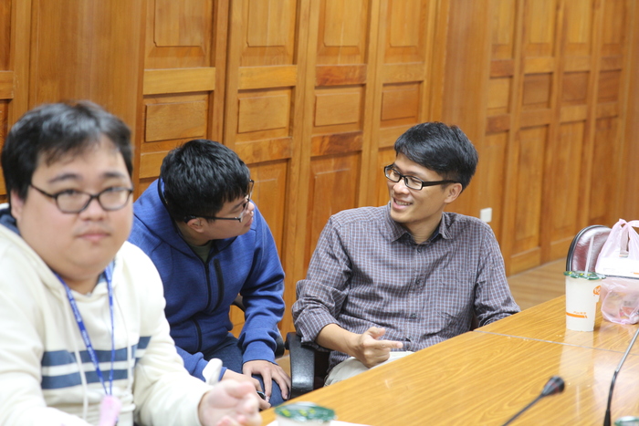 105-2 期初會議圖片